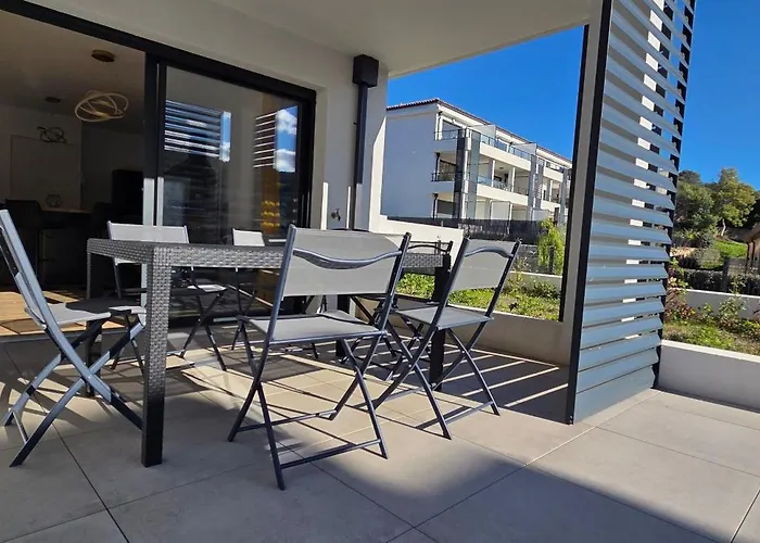 Apartament Joli T2 Cozy, Proche Plages, Terra Doru B02
